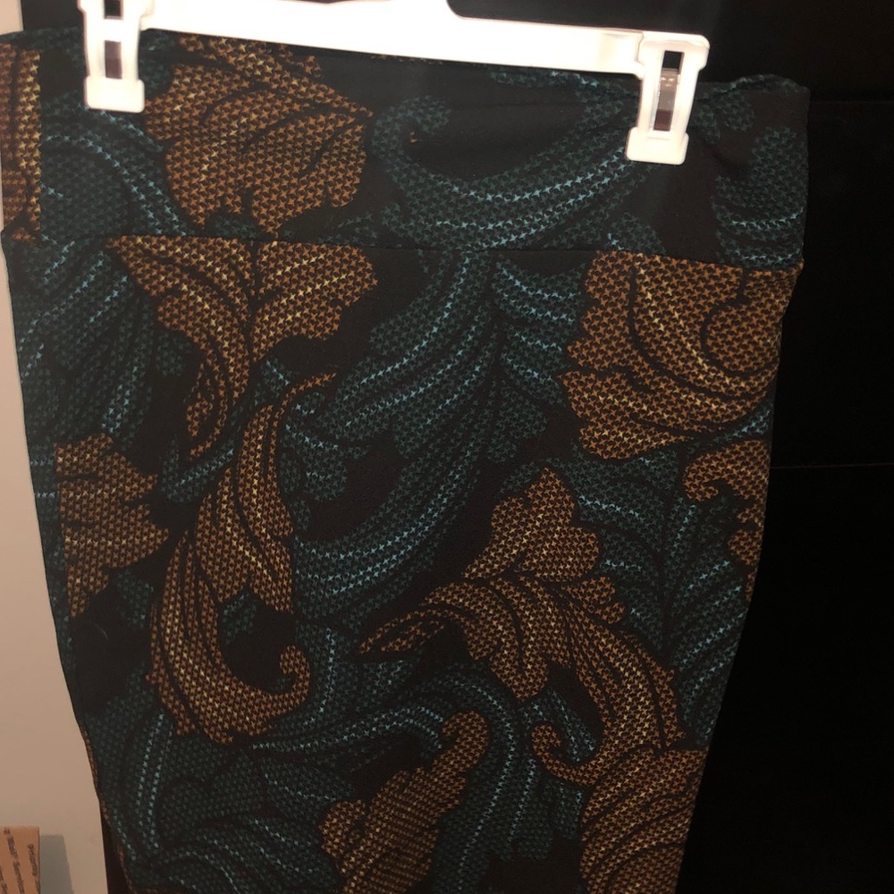 LulaRoe Cassie Skirt